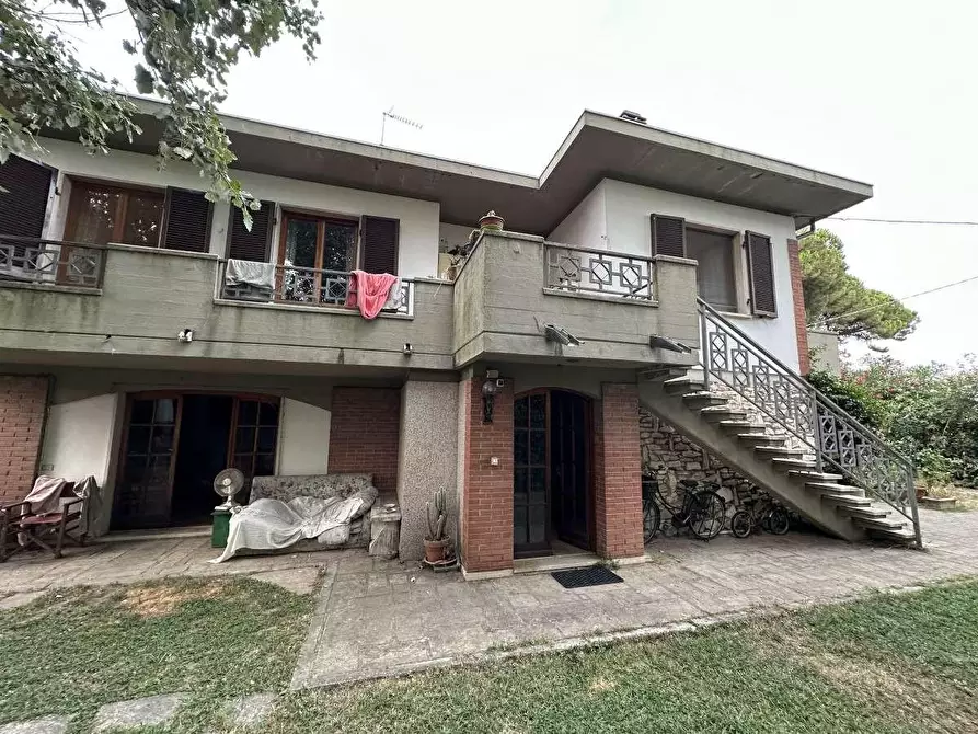 Immagine 21 di Casa indipendente in vendita  a Carrara