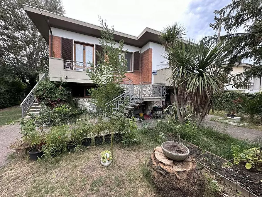 Immagine 4 di Casa indipendente in vendita  a Carrara