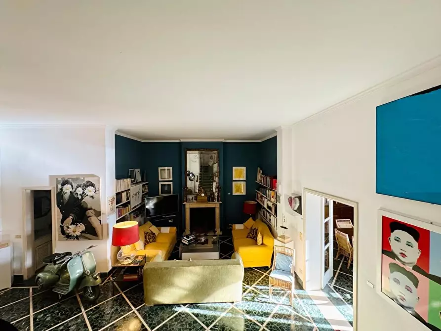 Immagine 59 di Villa in vendita  a Viareggio