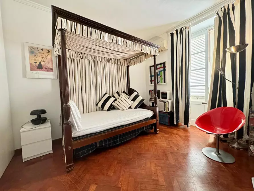 Immagine 35 di Villa in vendita  a Viareggio