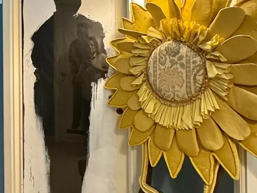 Immagine 18 di Villa in vendita  a Viareggio