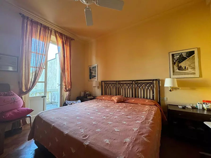 Immagine 32 di Villa in vendita  a Viareggio