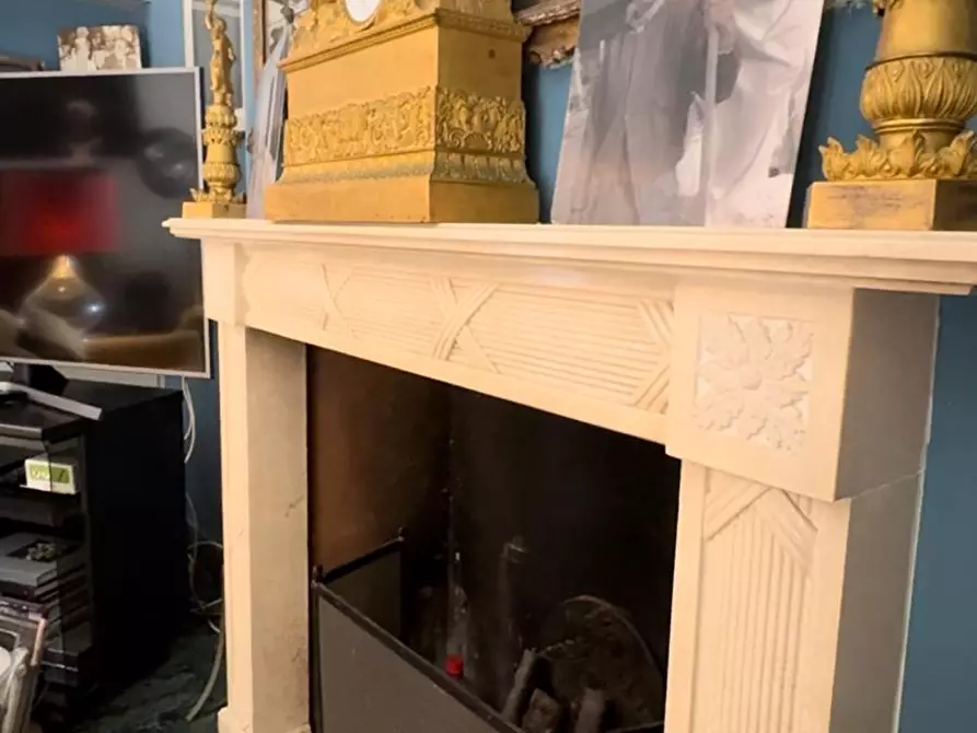 Immagine 5 di Villa in vendita  a Viareggio