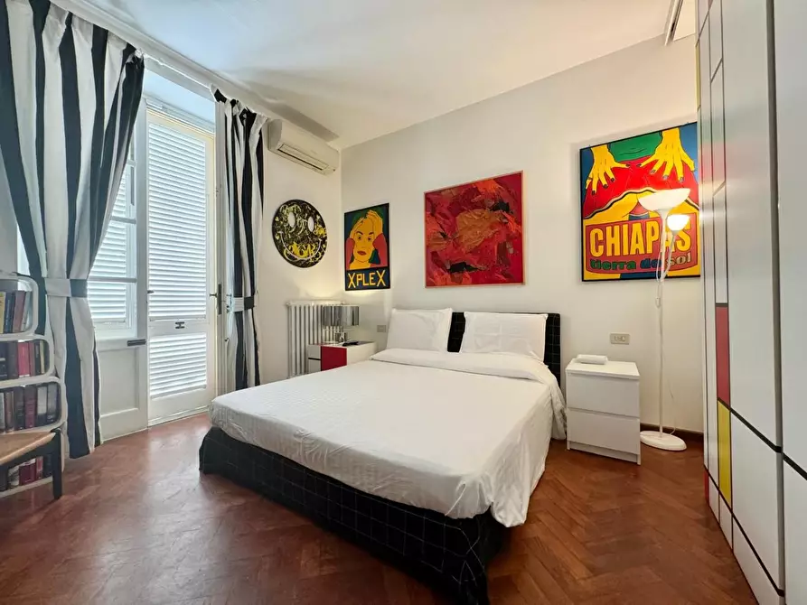 Immagine 27 di Villa in vendita  a Viareggio