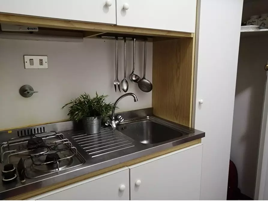 Immagine 5 di Appartamento in vendita  a Rosignano Marittimo