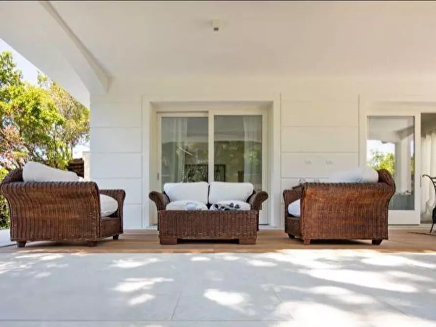 Immagine 2 di Villa in affitto  a Forte Dei Marmi