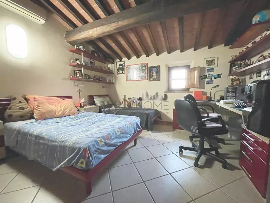 Immagine 27 di Villetta a schiera in vendita  a Campi Bisenzio