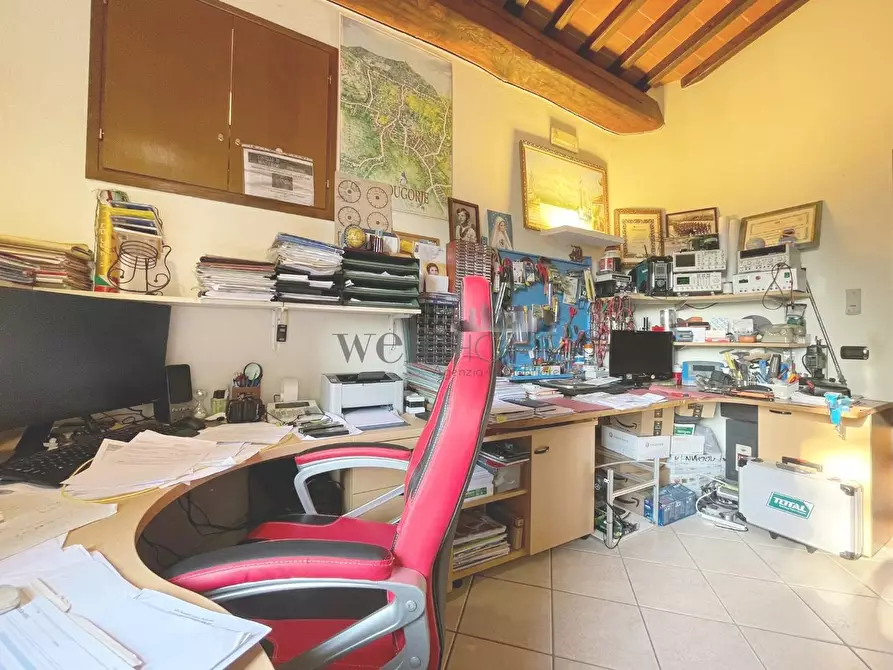 Immagine 28 di Villetta a schiera in vendita  a Campi Bisenzio