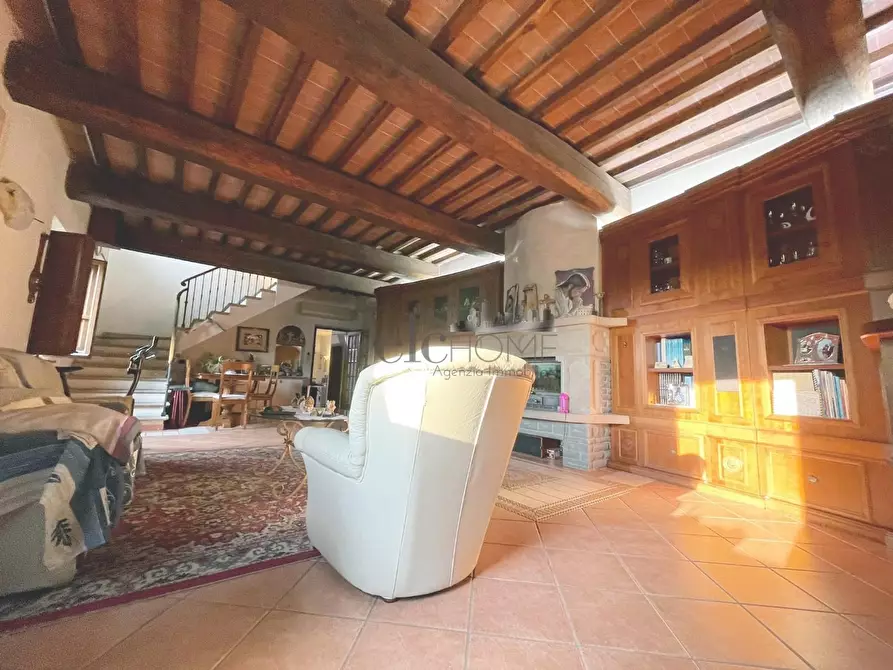 Immagine 24 di Villetta a schiera in vendita  a Campi Bisenzio