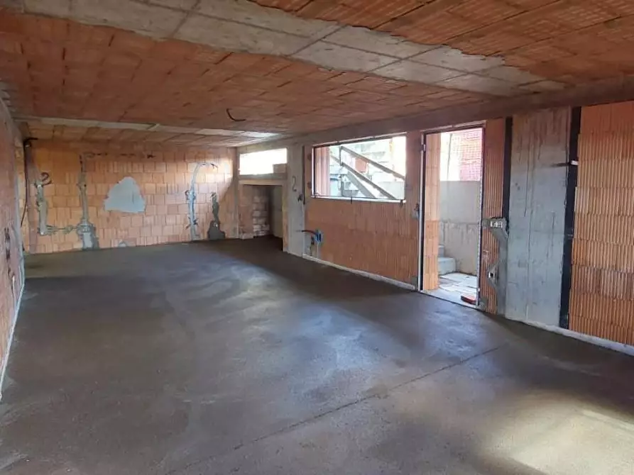 Immagine 15 di Appartamento in vendita  a Empoli