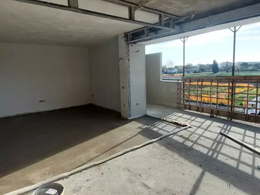 Immagine 2 di Appartamento in vendita  a Empoli
