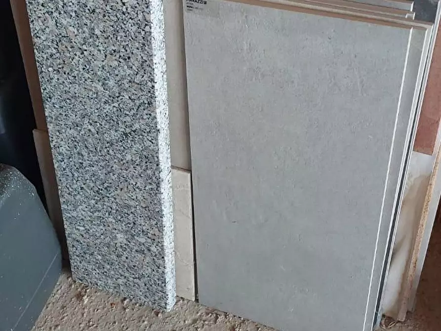 Immagine 14 di Appartamento in vendita  a Empoli