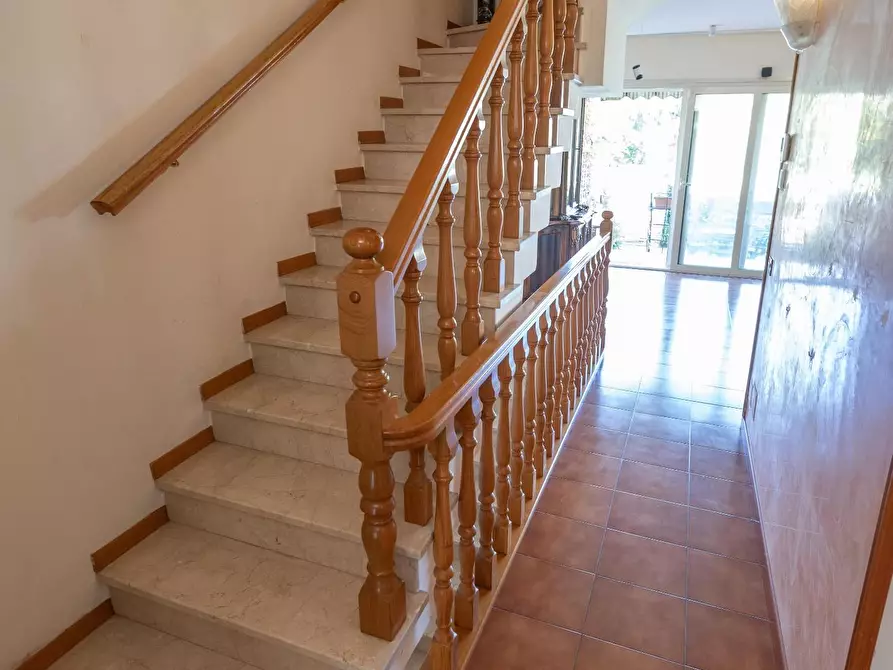 Immagine 6 di Porzione di casa in vendita  a Ortonovo