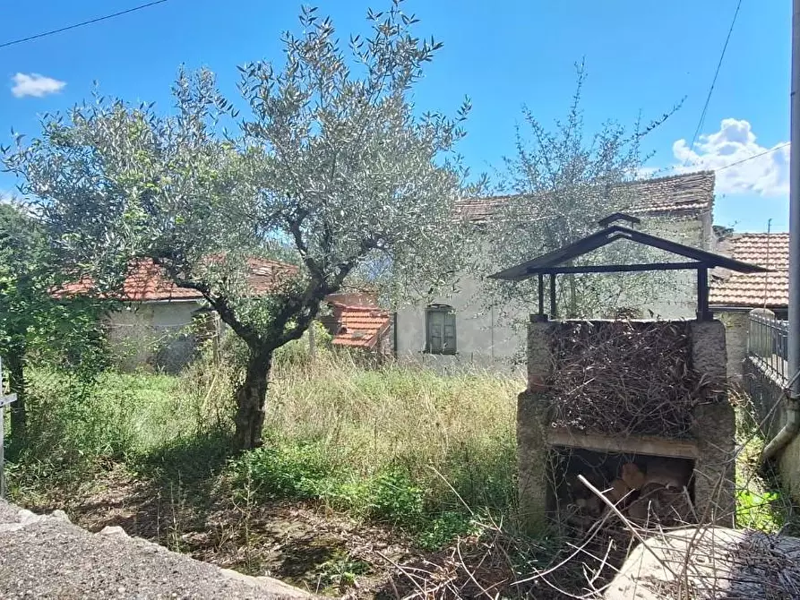 Immagine 2 di Terratetto in vendita  a Bagni Di Lucca