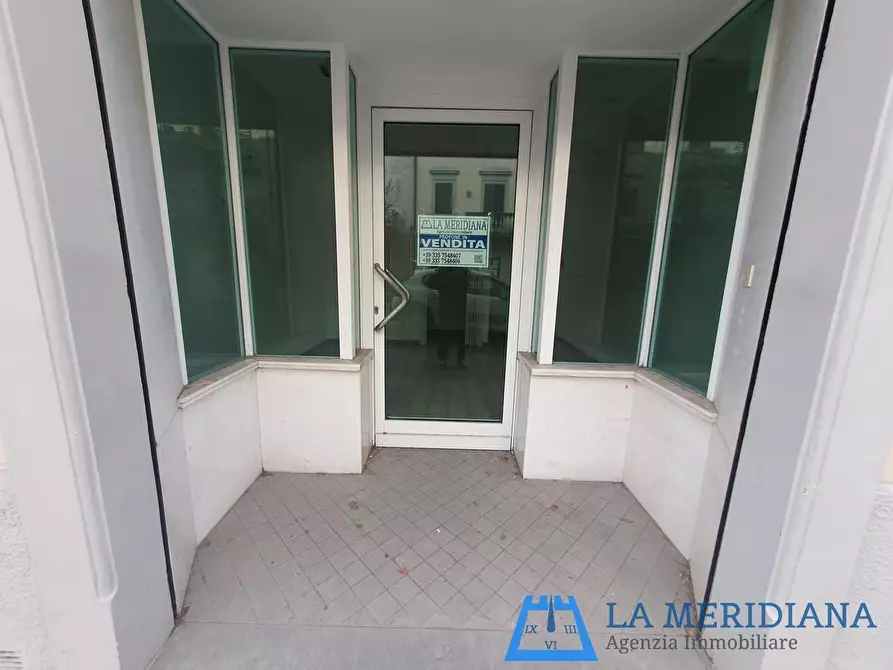 Immagine 7 di Locale commerciale in vendita  a Lamporecchio