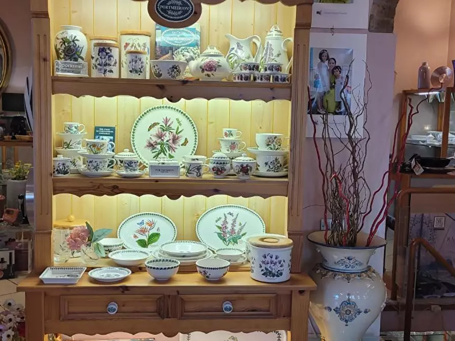 Immagine 43 di Locale commerciale in vendita  a Ponsacco