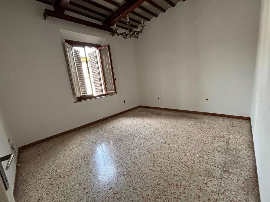 Immagine 8 di Terratetto in vendita  a Capraia E Limite