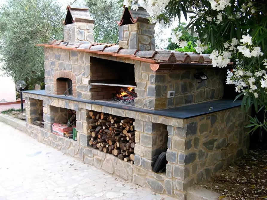 Immagine 16 di Villa in vendita  a Cascina