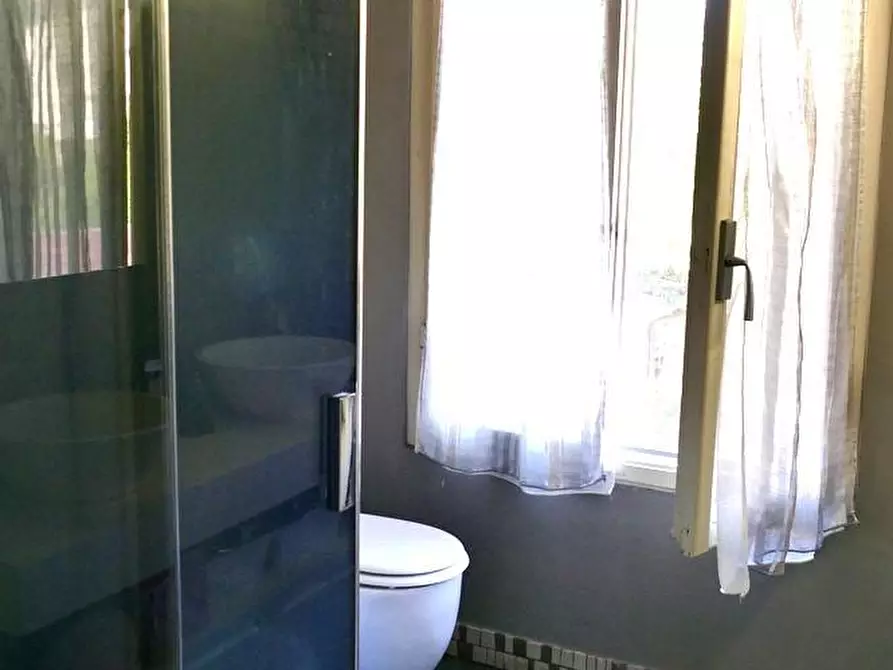 Immagine 6 di Villa in vendita  a Cascina