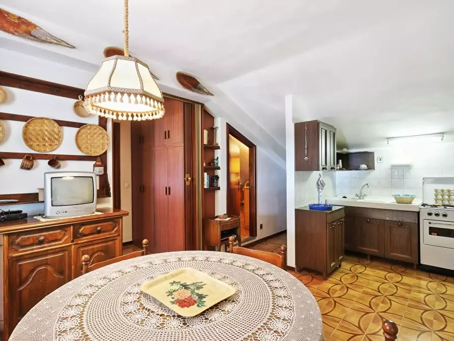 Immagine 19 di Villa in vendita  a Livorno