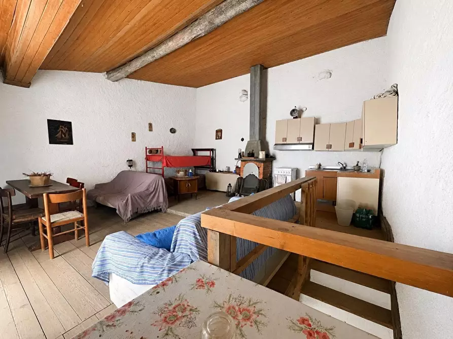 Immagine 13 di Casa semindipendente in vendita  a La Spezia