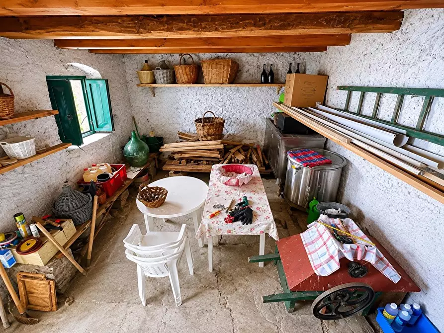 Immagine 17 di Casa semindipendente in vendita  a La Spezia