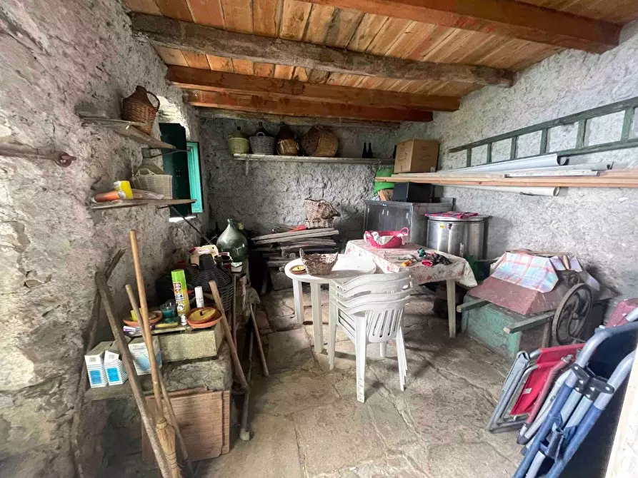 Immagine 25 di Casa semindipendente in vendita  a La Spezia