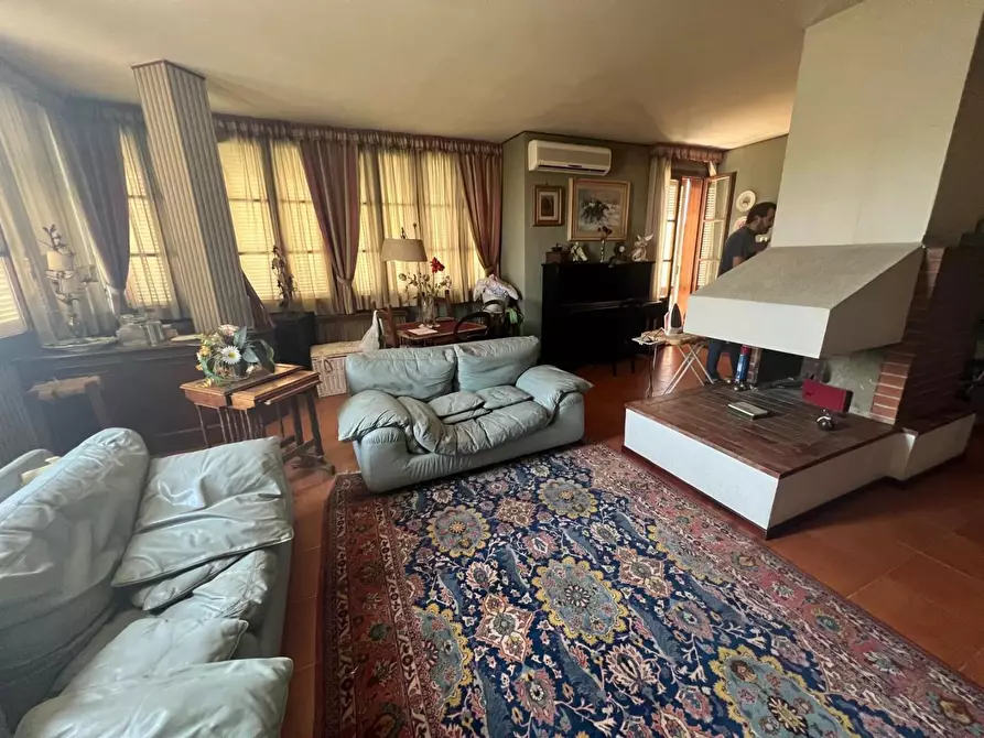 Immagine 9 di Attività artigianale in vendita  a Vinci