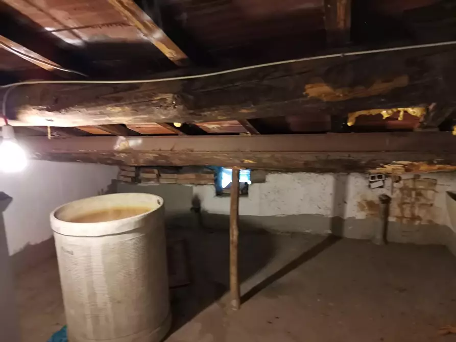 Immagine 46 di Appartamento in vendita  a Certaldo