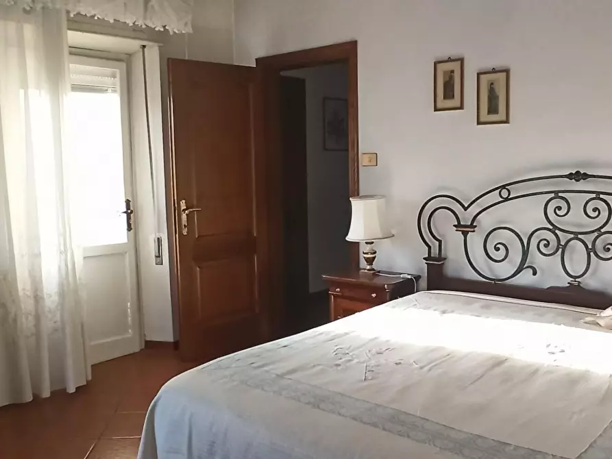 Immagine 48 di Casa bifamiliare in vendita  a Lucca