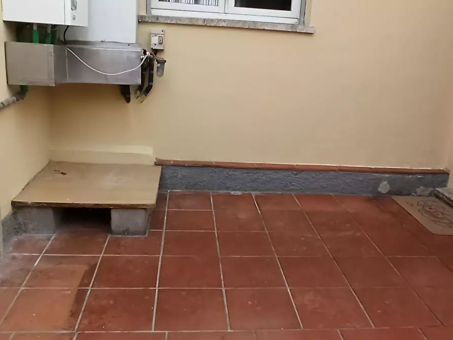 Immagine 24 di Casa bifamiliare in vendita  a Lucca