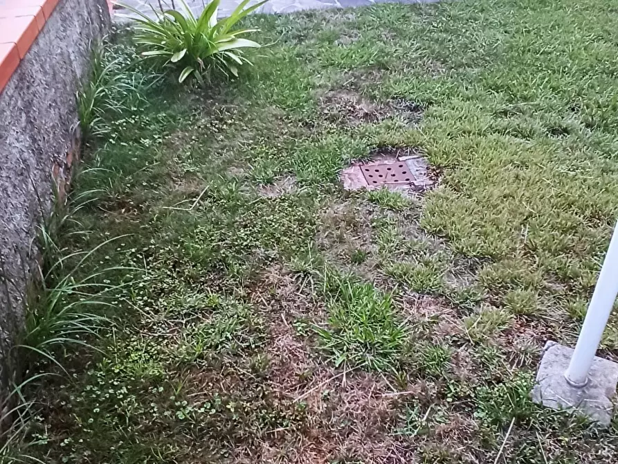 Immagine 16 di Casa bifamiliare in vendita  a Lucca