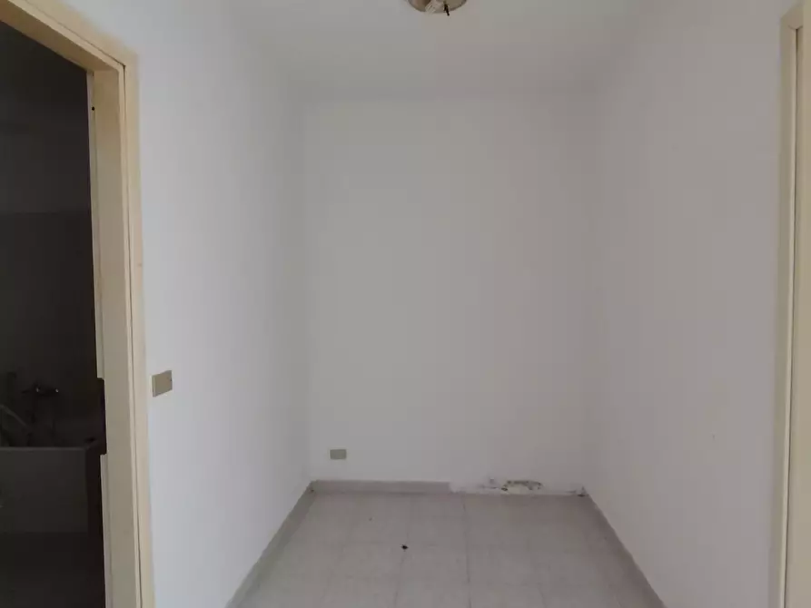 Immagine 7 di Appartamento in vendita  a Carrara