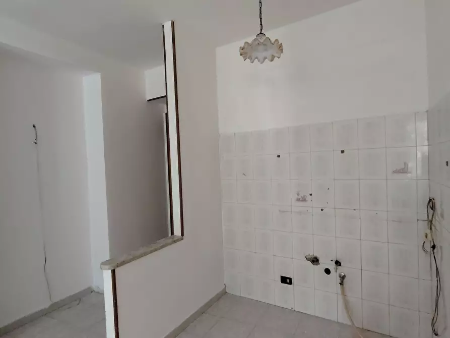 Immagine 5 di Appartamento in vendita  a Carrara