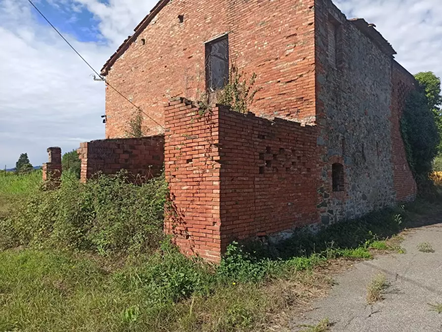 Immagine 5 di Rustico / casale in vendita  a Altopascio