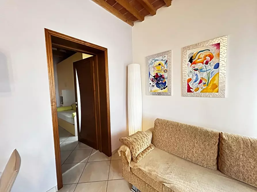 Immagine 16 di Appartamento in vendita  a Altopascio