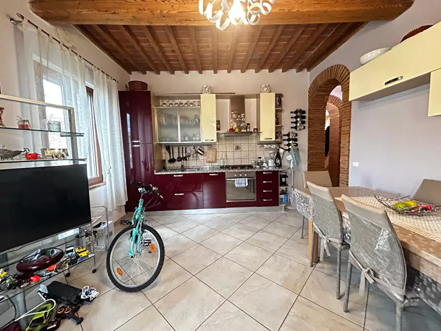 Immagine 6 di Appartamento in vendita  a Altopascio