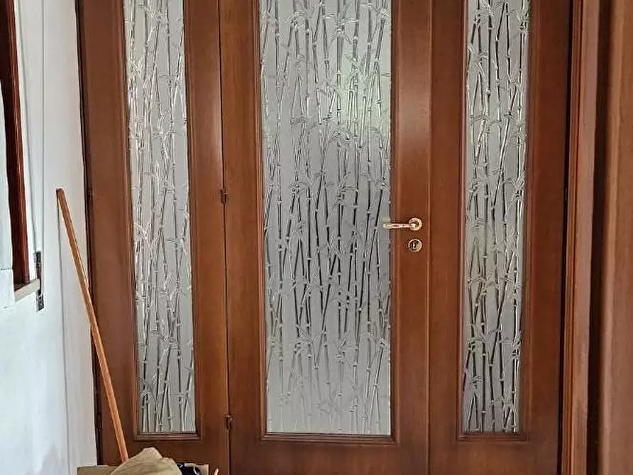 Immagine 8 di Casa indipendente in vendita  a Santa Maria A Monte