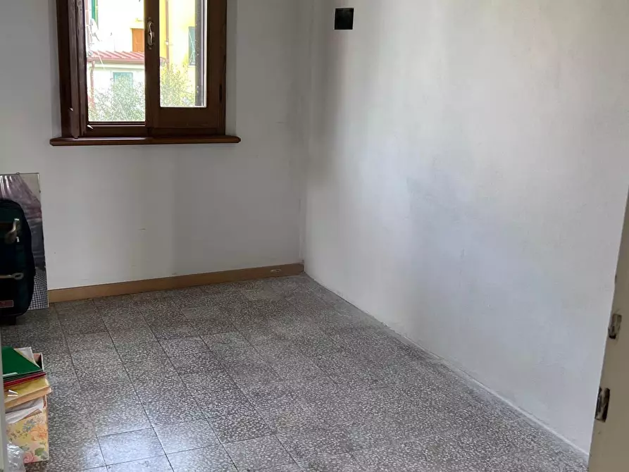 Immagine 21 di Terratetto in vendita  a Massa