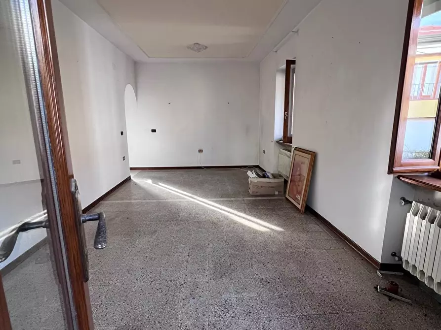 Immagine 12 di Terratetto in vendita  a Massa