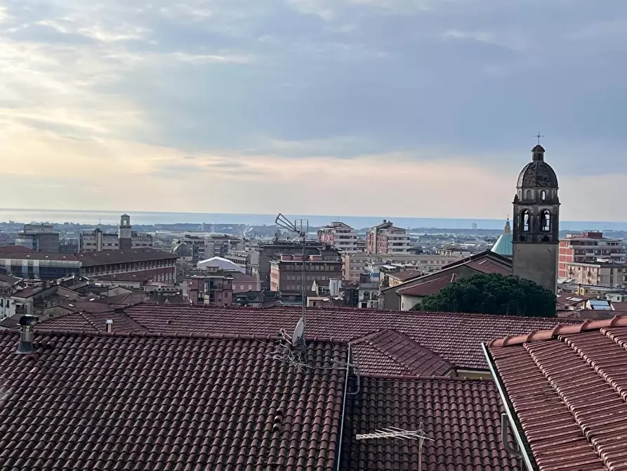 Immagine 18 di Terratetto in vendita  a Massa