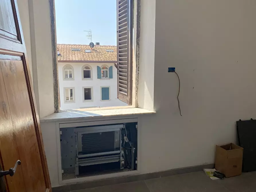 Immagine 4 di Appartamento in vendita  a Viareggio