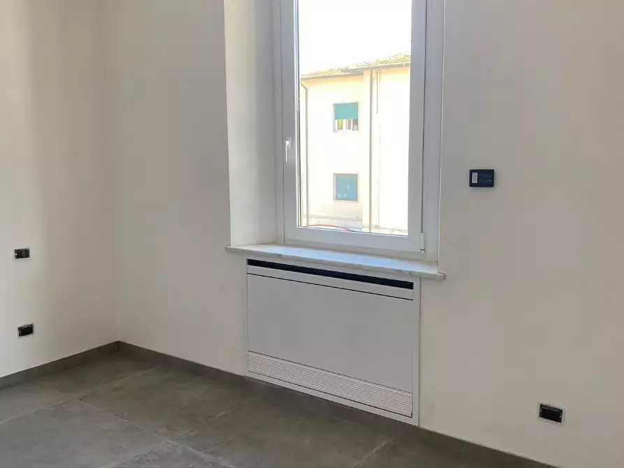 Immagine 26 di Appartamento in vendita  a Viareggio