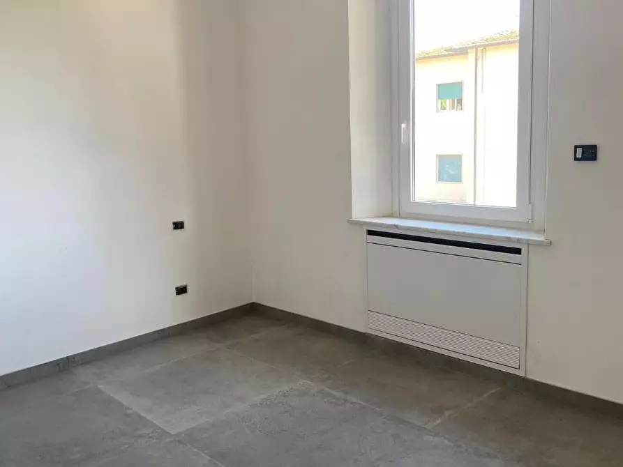 Immagine 24 di Appartamento in vendita  a Viareggio