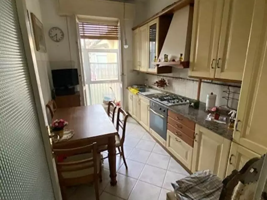 Immagine 2 di Appartamento in vendita  a Pontedera