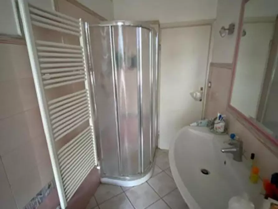 Immagine 9 di Appartamento in vendita  a Pontedera