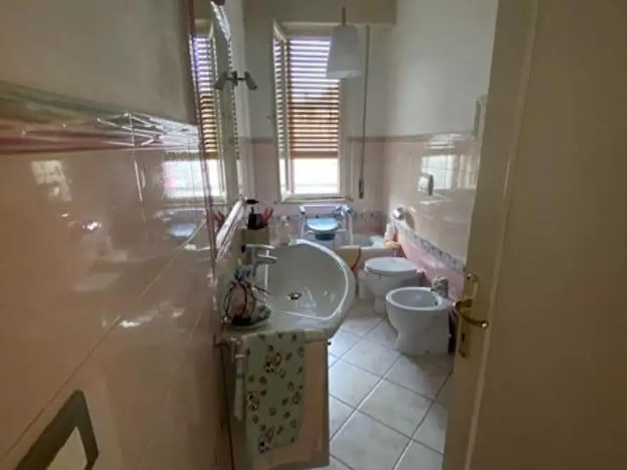 Immagine 10 di Appartamento in vendita  a Pontedera