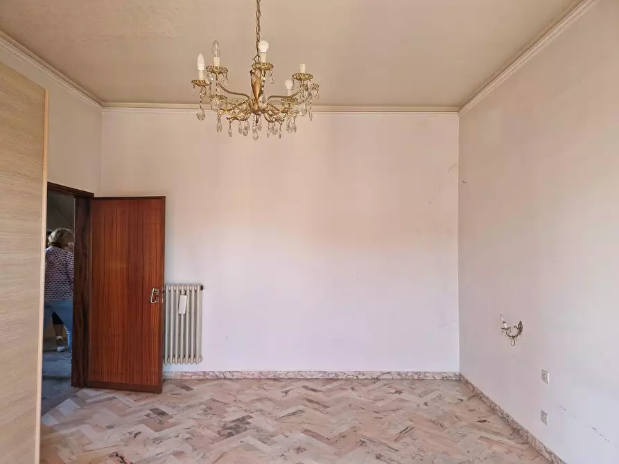 Immagine 16 di Porzione di casa in vendita  a Carmignano