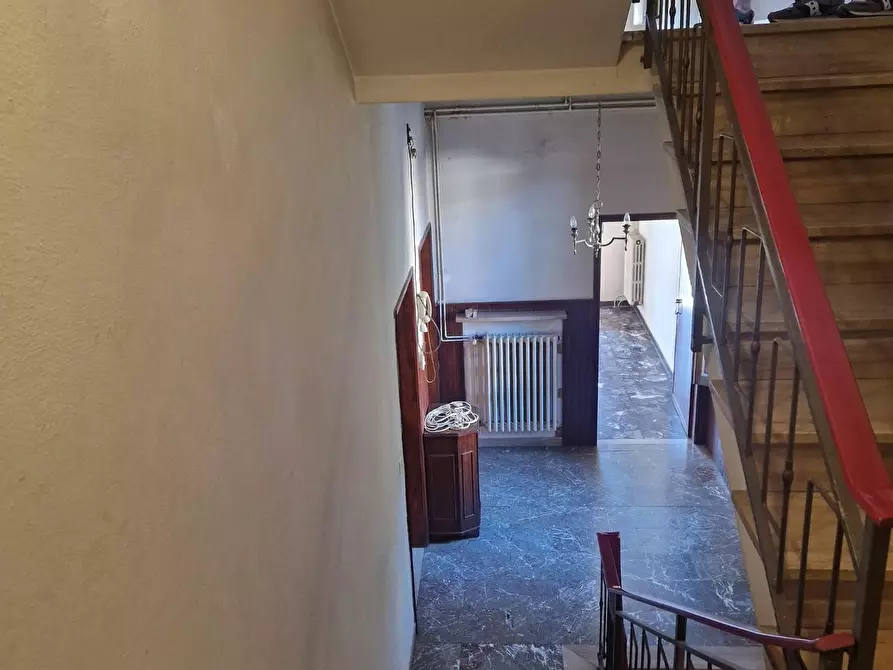 Immagine 19 di Porzione di casa in vendita  a Carmignano
