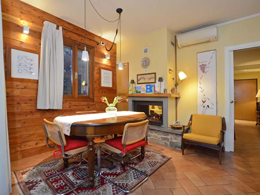 Immagine 7 di Casa trifamiliare in vendita  a Monteriggioni